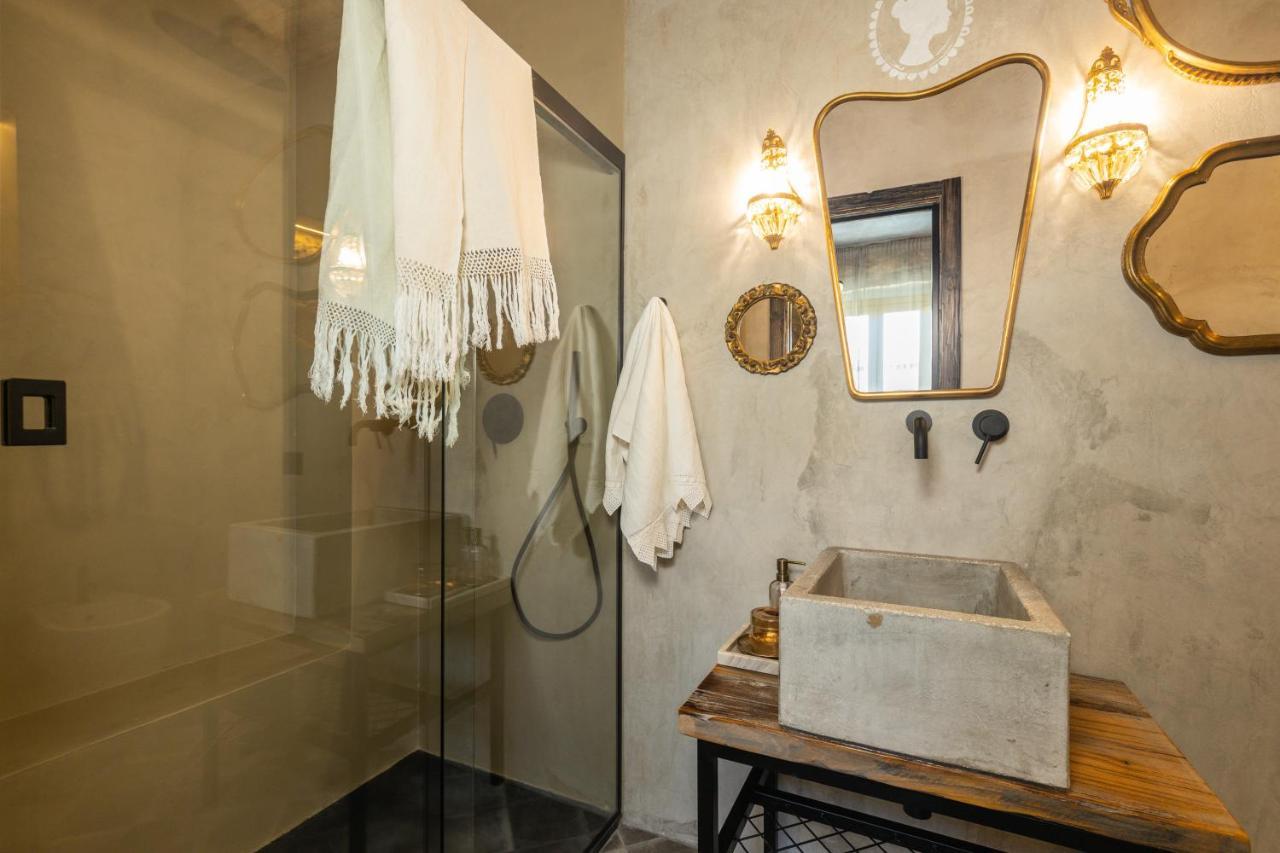 Via Roma Charming Rooms Baunei Exterior foto