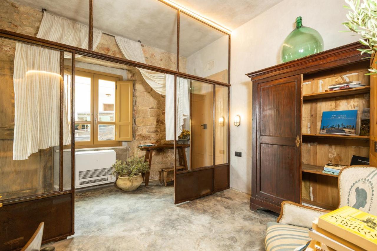 Via Roma Charming Rooms Baunei Exterior foto